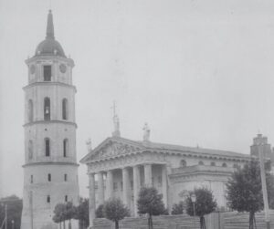 Šeima, kuri daugiau nei pusę amžiaus rankomis sukdavo Lietuvos laiką